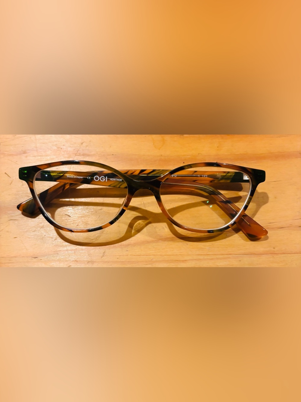 OGI Tortoiseshell Cat-Eye Eyeglasses 9106/1912